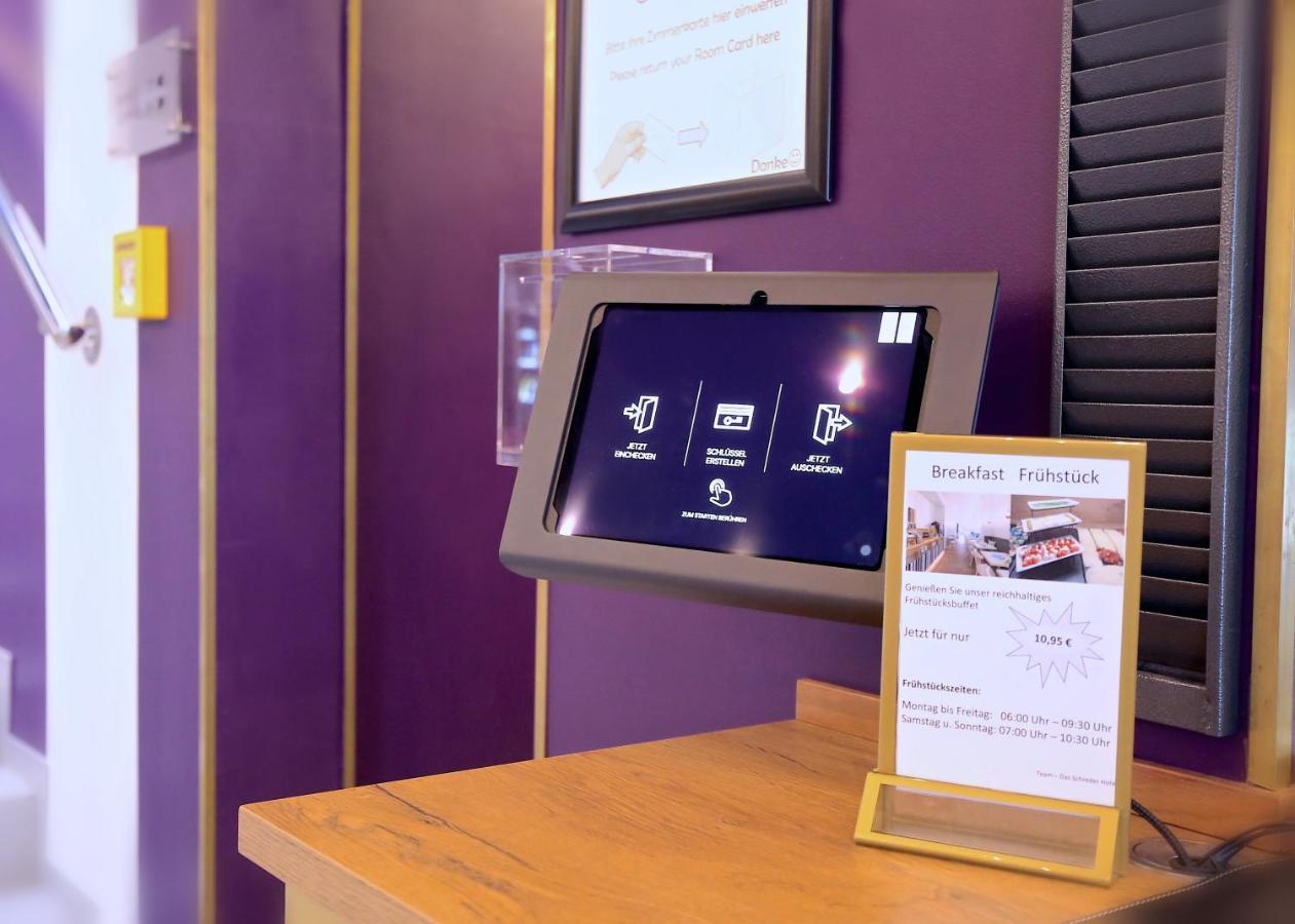 Schreder Hotel 2*