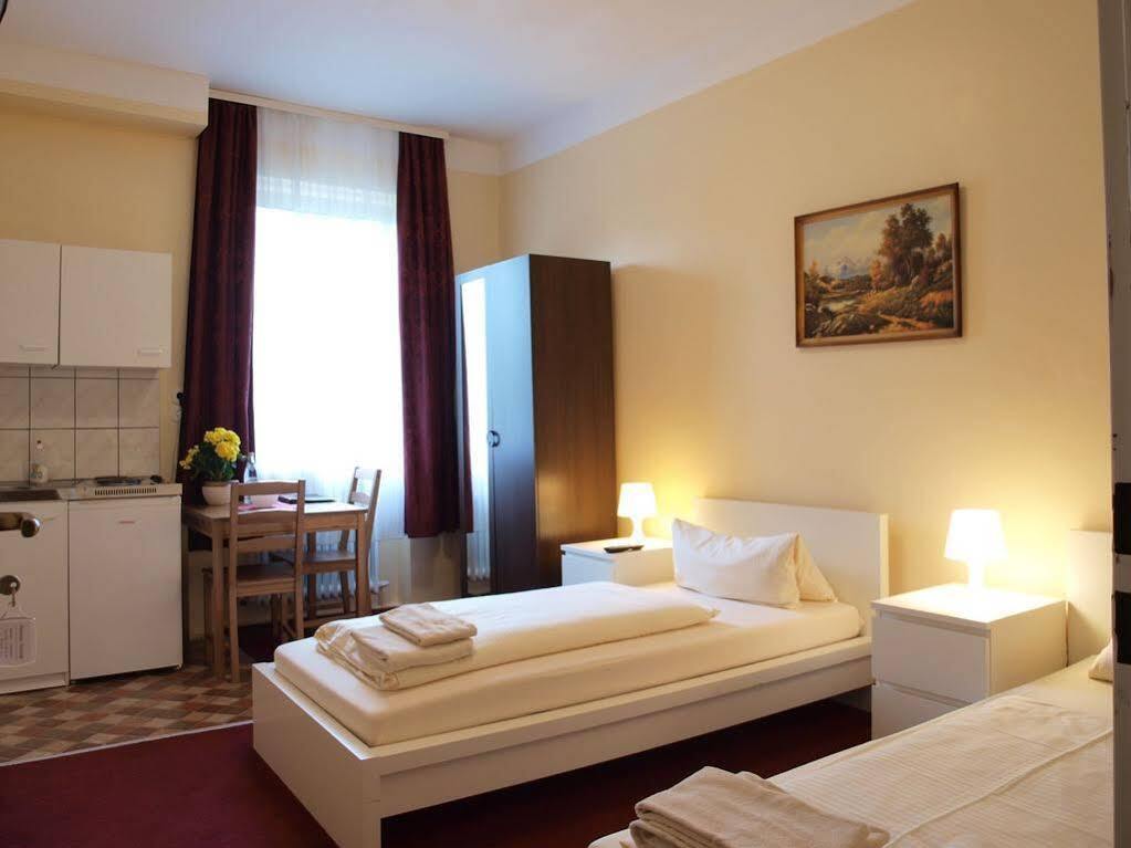 Hotel Schreder 2*
